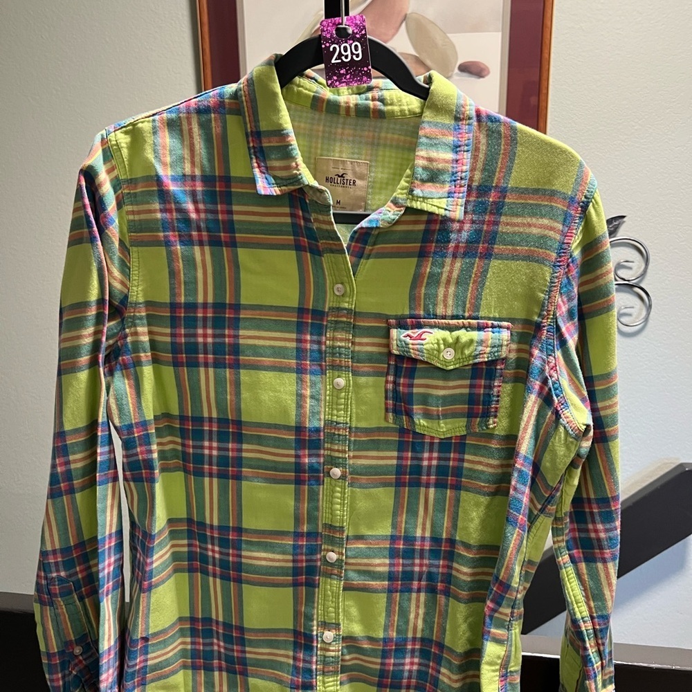 Hollister Men's Vibrant Plaid Button-Down Shirt #299